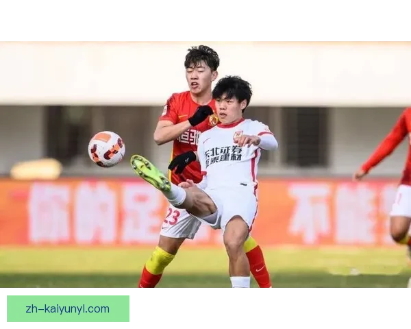 蓉城官宣贺一然三年签九百万转会